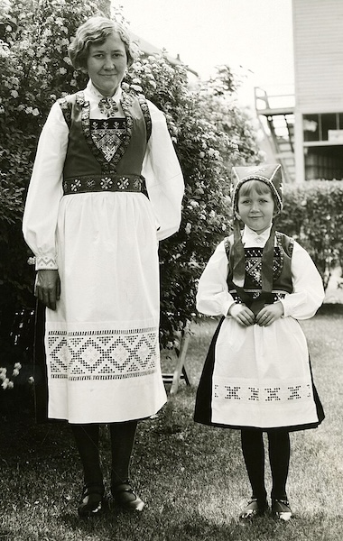 A 1925 image from the Norse-American Centennial celebration